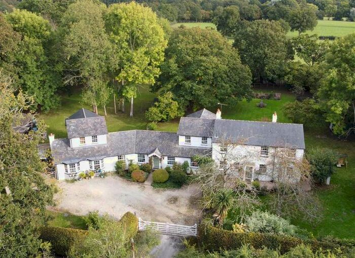6 Bedroom Detached House For Sale In Wanden Lane, Egerton, , TN27