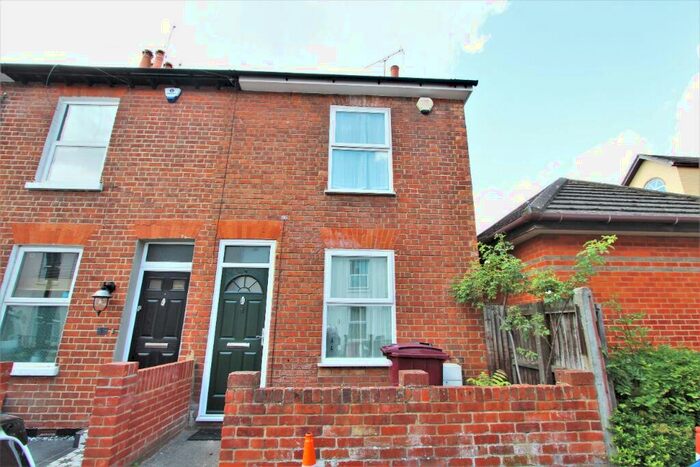 3 Bedroom End Of Terrace House To Rent In Victoria Street, Reading, RG1