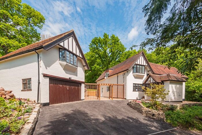 5 Bedroom Detached House For Sale In Hole Hill, Westcott, RH4