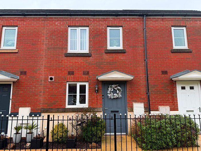2 Bedroom Terraced House For Sale In Rhodfa Delme, Llanelli, SA15