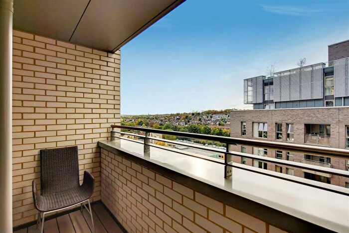 2 Bedroom Apartment To Rent In Venice Corte, Lewisham, SE13