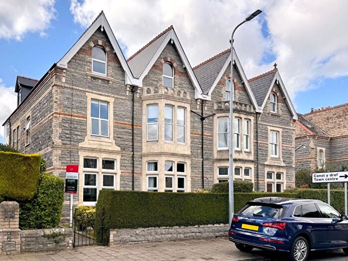 2 Bedroom Flat To Rent In Westbourne Road, Penarth, CF64