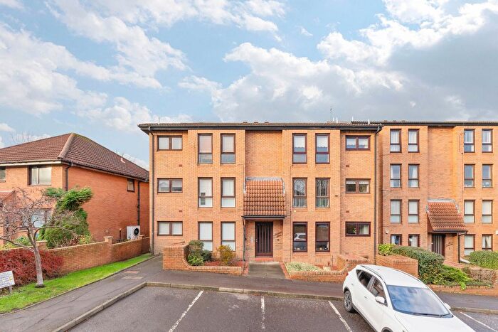 3 Bedroom Flat For Sale In / Keeper's Gate, Duddingston Mills, Edinburgh, EH8
