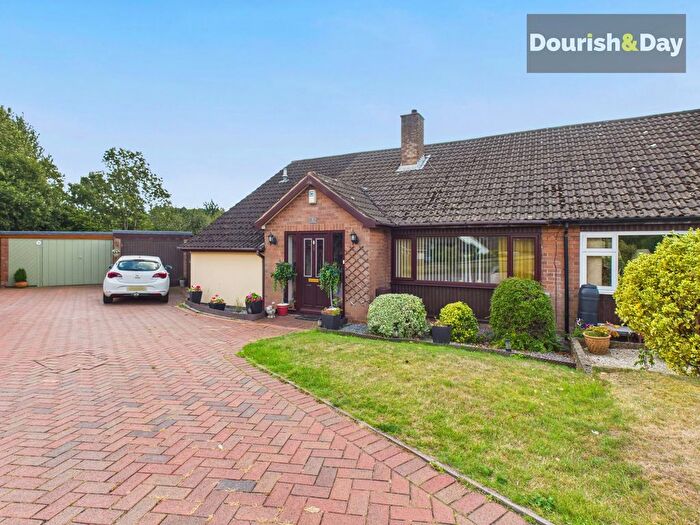 3 Bedroom Semi-Detached House For Sale In Summerhill Gardens, Market Drayton, TF9
