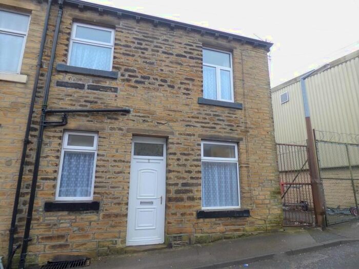 1 Bedroom Terraced House To Rent In Lennie Street, Keighley, West Yorkshire BD21