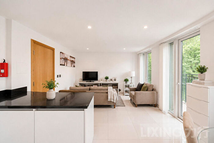 1 Bedroom Apartment For Sale In Churchway, Euston, NW1