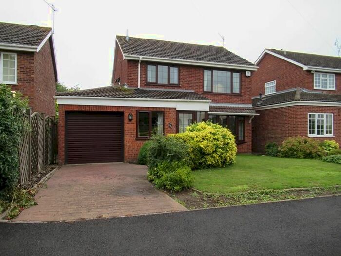 4 Bedroom Detached House To Rent In Gardens Walk, Upton-Upon-Severn, Worcester WR8