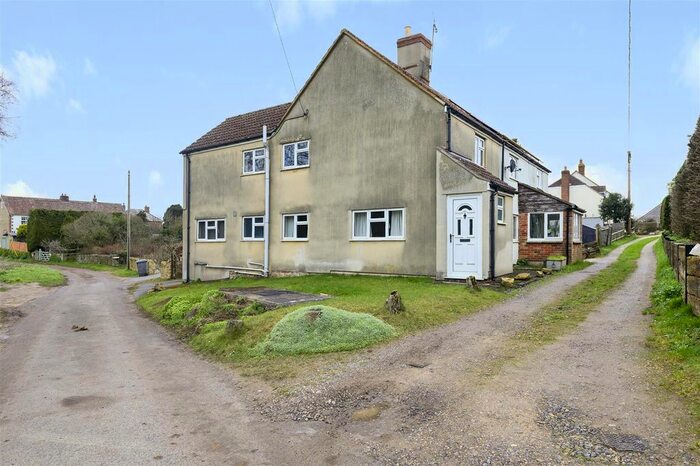 3 Bedroom Semi-Detached House For Sale In Sandridge Lane, Bromham, Chippenham, SN15