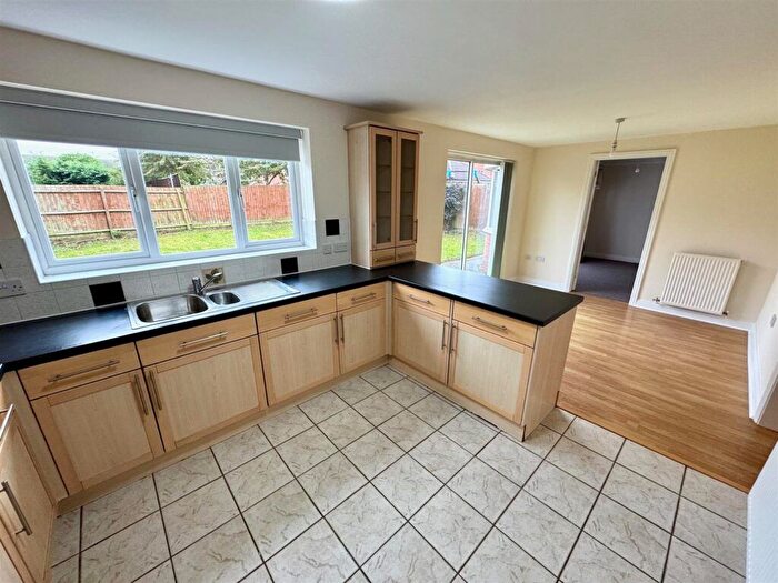 5 Bedroom Detached House To Rent In Duncombe Road, Leicester, LE3