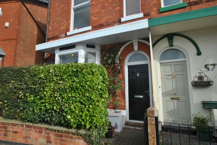 4 Bedroom House To Rent In Goldsmith Road, Birmingham, B14