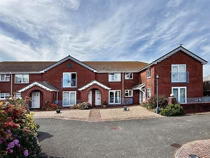 2 Bedroom Flat For Sale In Kingswater Court, Nelson Road, Brixham, TQ5