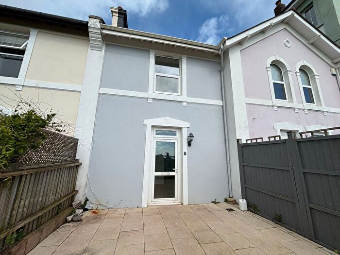 2 Bedroom Property To Rent In Coastguard Cottages, Torquay, TQ1