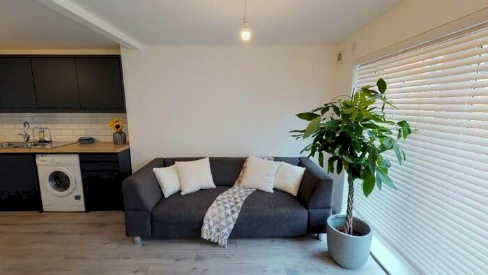 1 Bedroom Terraced House To Rent In St. Pauls Road, Southsea, Hampshire, PO5