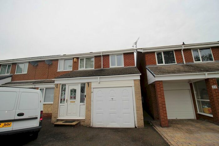4 Bedroom Semi-Detached House To Rent In Ilminster Court, Newcastle Upon Tyne, NE3