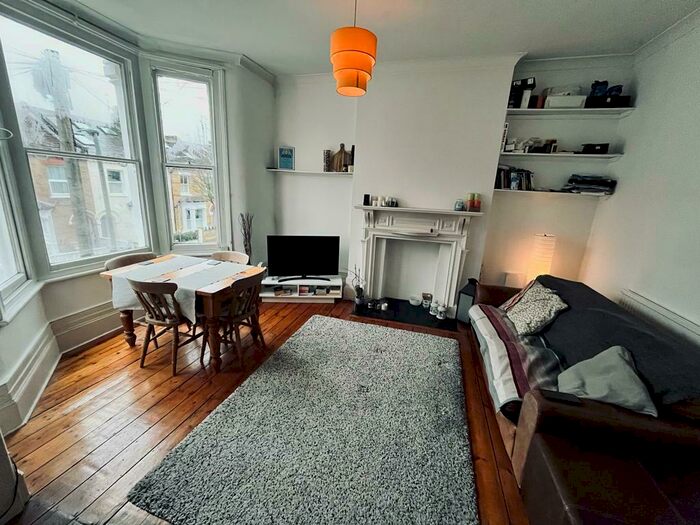 1 Bedroom Apartment To Rent In Taybridge Road, London, SW11