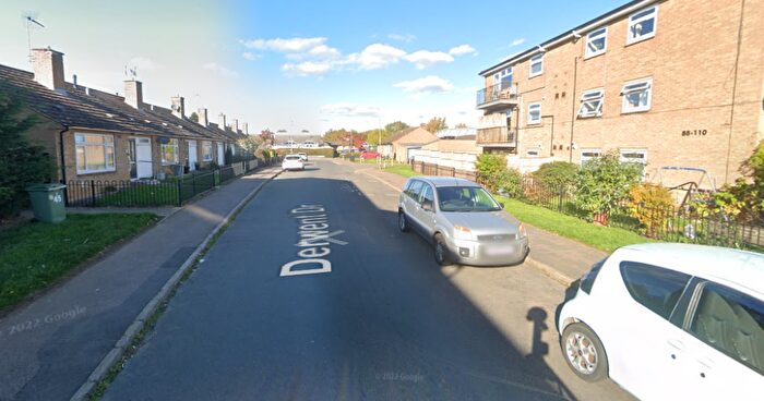 2 Bedroom Flat To Rent In Derwent Drive, Oakham, Rutland, LE15