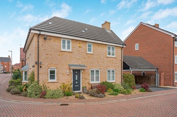 3 Bedroom Detached House For Sale In Shetland Meadows, Newton Leys, Bletchley, Milton Keynes, MK3