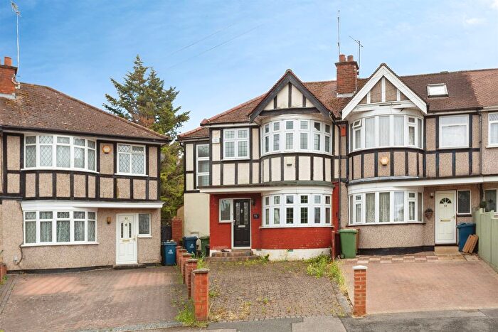 4 Bedroom End Terrace House For Sale In Sandringham Crescent, Harrow, HA2