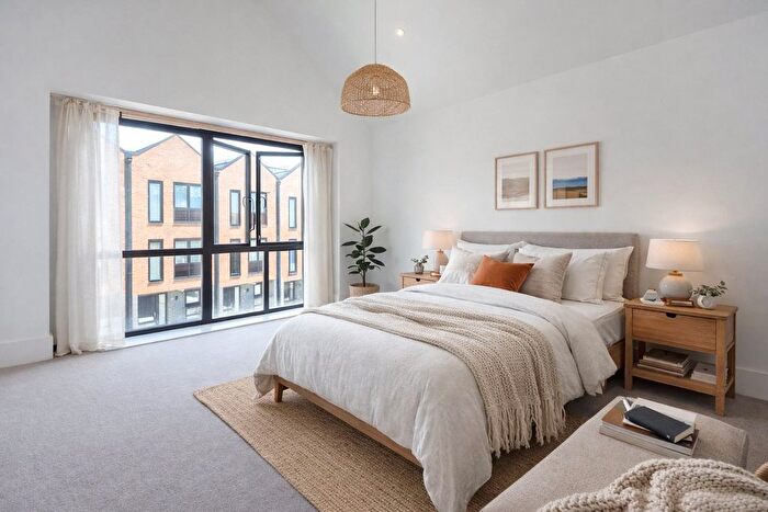 3 Bedroom Detached House To Rent In New Hawkins Street, Bristol, BS2