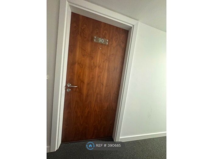 2 Bedroom Flat To Rent In The St. George Building, Leeds, LS1