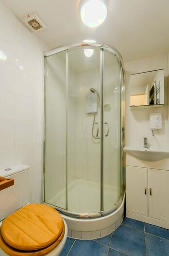 Studio To Rent In Swiss Cottage, Swiss Cottage, London, NW3