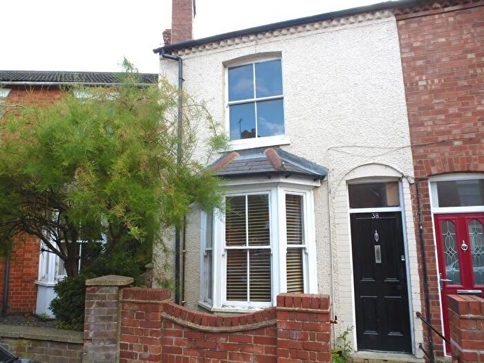 3 Bedroom Property To Rent In Bury Avenue, Newport Pagnell, MK16
