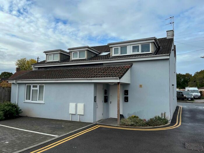 1 Bedroom Flat To Rent In North Road, Yate, Bristol, BS37