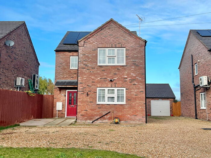 3 Bedroom Detached House For Sale In Mill Road, Murrow, Wisbech, PE13