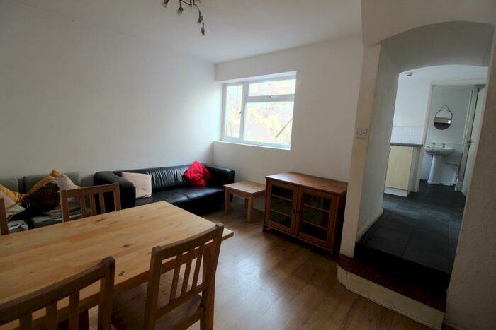 4 Bedroom Terraced House To Rent In Newmarket Road, Brighton, BN2