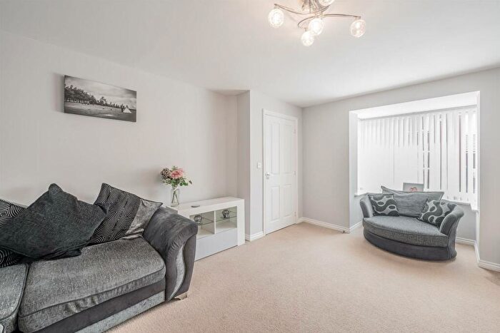 4 Bedroom Detached House For Sale In The Crossing, Kingswinford, DY6