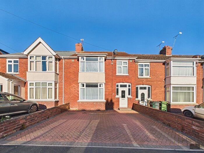 3 Bedroom Property For Sale In Pamela Road, Exeter, EX1