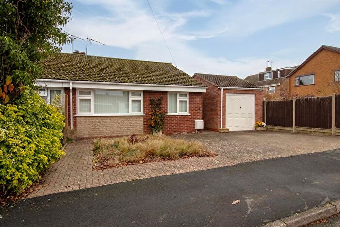 2 Bedroom Semi-Detached Bungalow For Sale In Hillyard Road, Southam, CV47