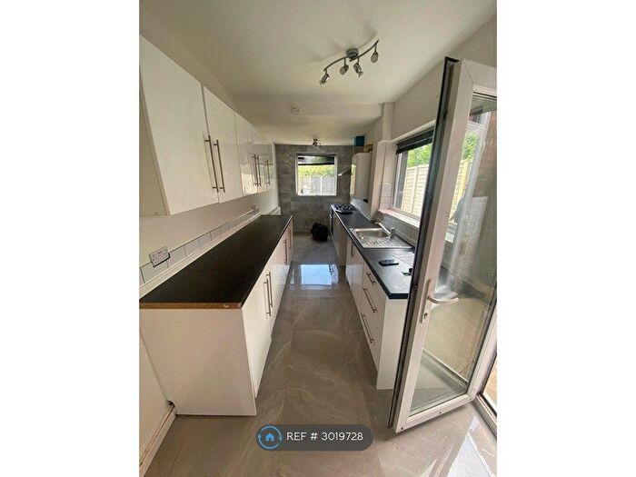 2 Bedroom Terraced House To Rent In Hulme St, Crewe, CW1