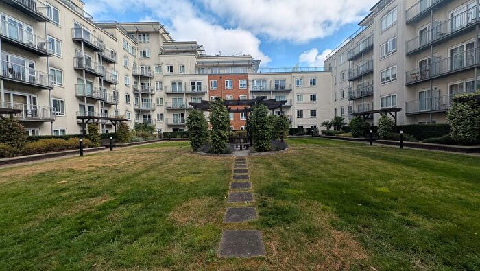 3 Bedroom Flat To Rent In Avro House, Boulevard Drive, London, NW9