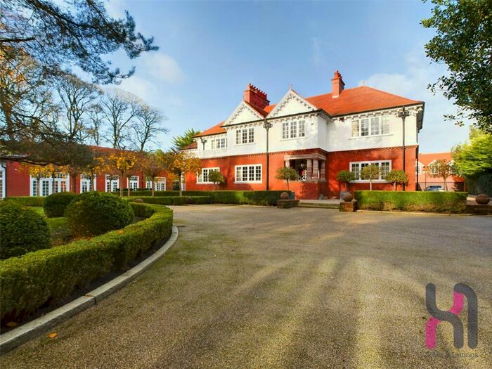 6 Bedroom Detached House To Rent In Victoria Road, Formby, L37