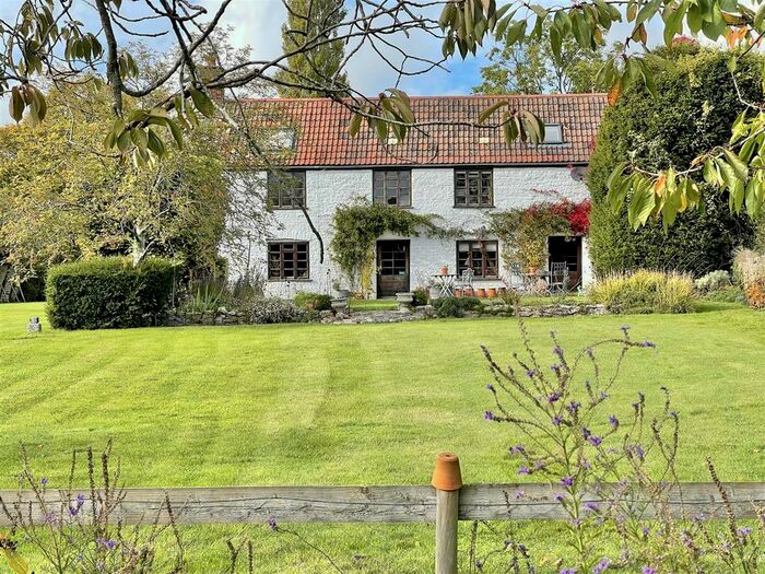 5 Bedroom Property For Sale In Chapel Allerton, Axbridge, BS26