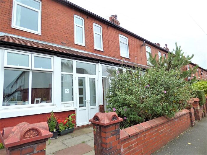 1 Bedroom Apartment To Rent In Belmont Road, Sale, M33