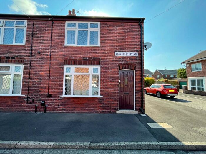 End Of Terrace House To Rent In Belvedere Road, Leyland, Lancashire, PR25