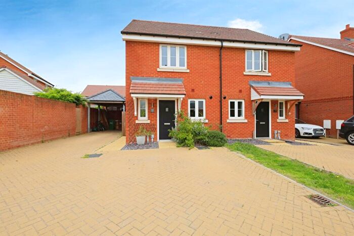 2 Bedroom Semi-Detached House For Sale In Magnolia Close, Hellingly, Hailsham, BN27