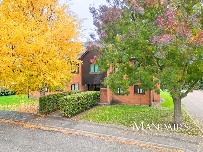 1 Bedroom Apartment For Sale In Stagshaw Drive, Fletton, Peterborough, PE2