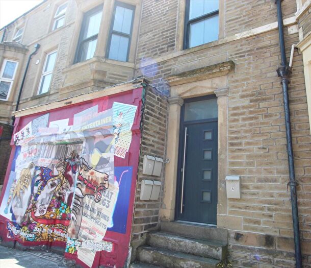 2 Bedroom Flat To Rent In Alexandra Road, Morecambe, LA3