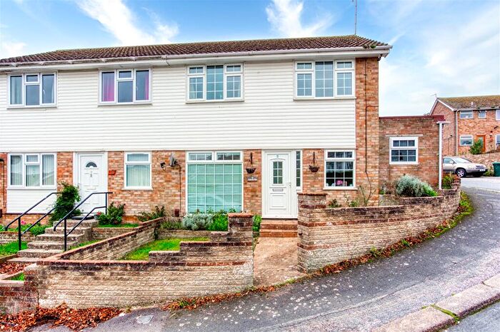 3 Bedroom House To Rent In Catherine Vale, Woodingdean, BN2