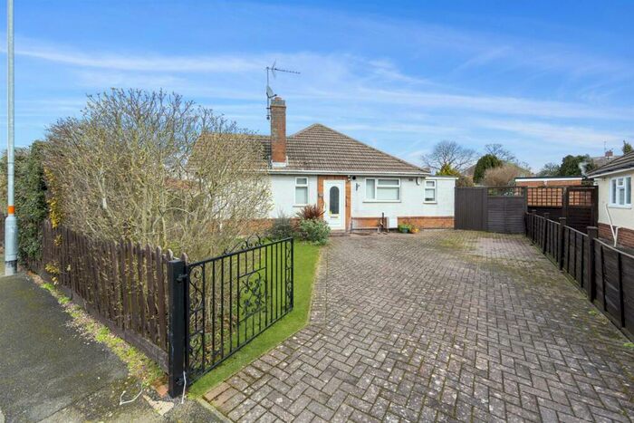 2 Bedroom Semi Detached Bungalow For Sale In Gotch Road Barton 2-bedroom-semi-detached-bungalow-for-sale-in-gotch-road-barton