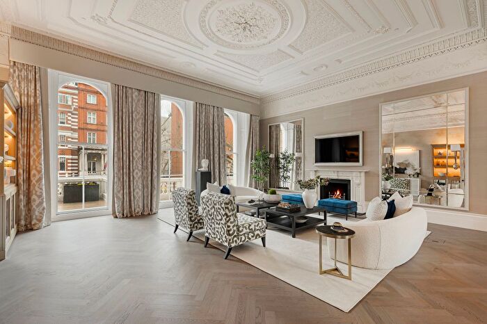 12 Bedroom Town House For Sale In Queen's Gate, London, SW7