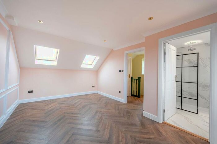 5 Bedroom Semi-Detached House To Rent In Park Avenue North, Dollis Hill, London, NW10