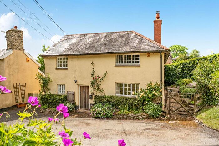 4 Bedroom Detached House For Sale In Knowstone, South Molton, EX36