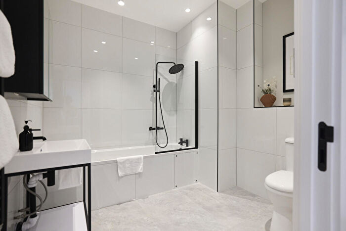 1 Bedroom Flat To Rent In Coverdale Road, London, NW2
