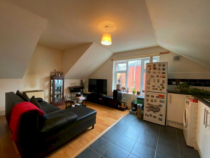 1 Bedroom Apartment To Rent In Pudding Lane, Maidstone, ME14