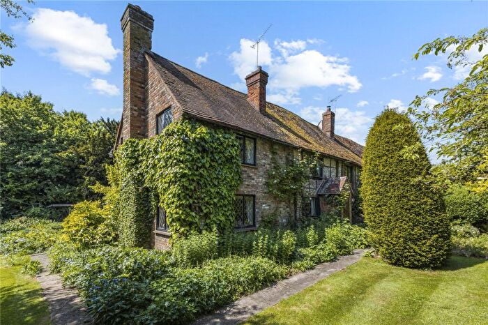 3 Bedroom End Of Terrace House For Sale In Ferry Lane, Medmenham, Marlow, Buckinghamshire, SL7