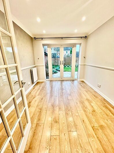 4 Bedroom Semi-Detached House To Rent In Forest Glade, Langdon Hills, SS16